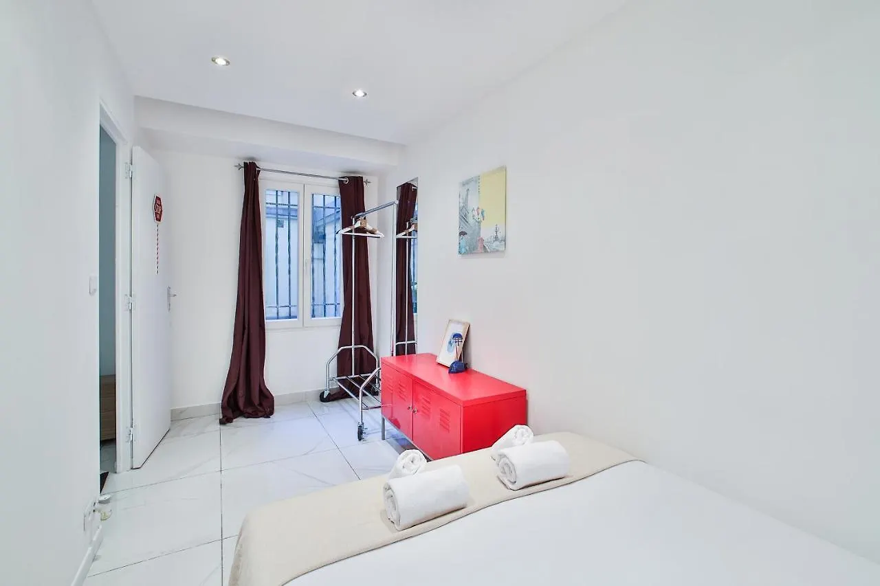 Apartment Appart 4Pers # Popincourt # St Ambroise # Bastille Paris